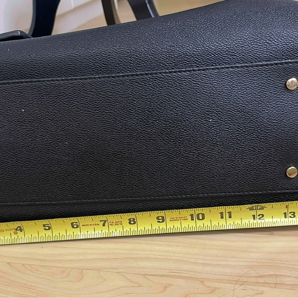 Tory Burch Black Saffiano Leather Doctors Satchel come with original dust cover - Picture 14 of 17